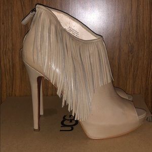 Boutique 9 Fringe ankle boot